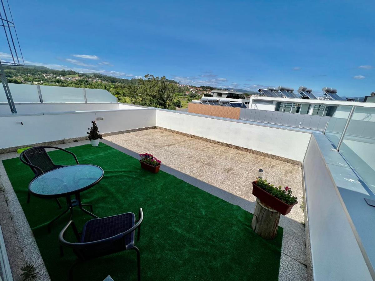 براغا Quarto Privado E Entrada Independente Com Aquecimento E Terraco - Vila Verde Centro المظهر الخارجي الصورة